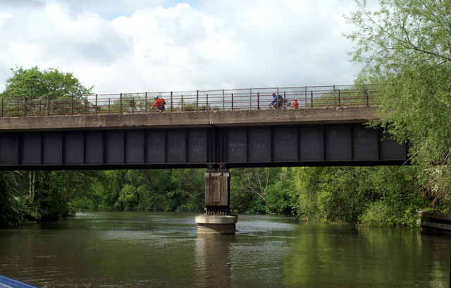 Saltford cycle path bridge